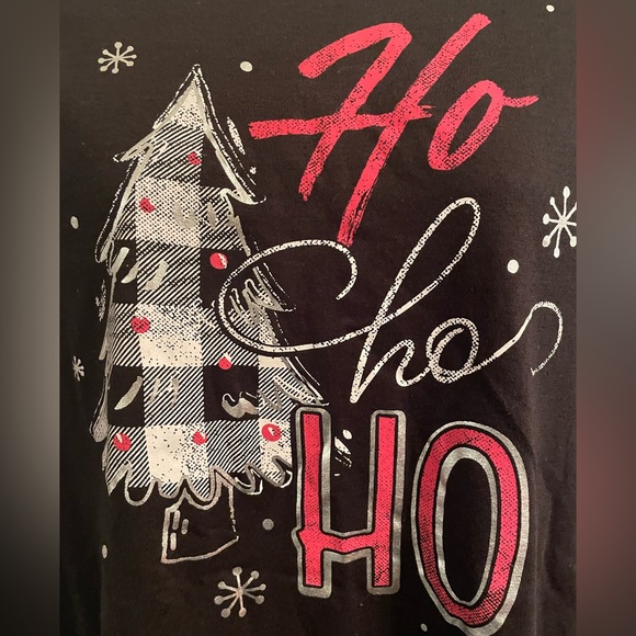 Christmas 🤶🏻 T-Shirt, Womens, Size Small (4-6), Black & Red, Used - Picture 3 of 4